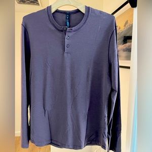 Lululemon Men’s Henley Long Sleeve/ Size: Medium/ Color: eggplant